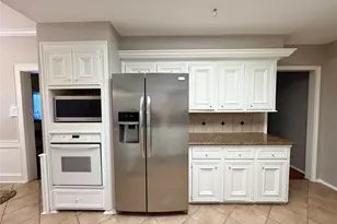 2514 Nantucket Dr, Houston, TX 77057 - Photo 7