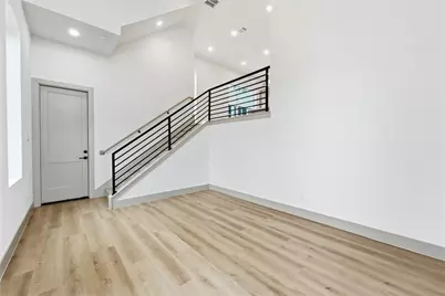 2961 Delafield Street, Houston, TX 77023 - Photo 7