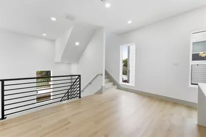 2961 Delafield Street, Houston, TX 77023 - Photo 19
