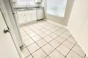 12200 Overbrook Ln, Houston, TX 77077 - Photo 13