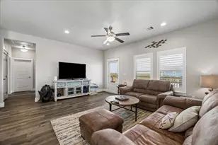 3811 Kiva Rd, Galveston, TX 77554 - Photo 5