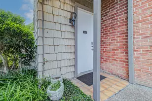 2829 Timmons Ln, Houston, TX 77027 - Photo 21