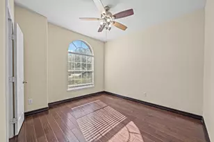 7202 Lyndhurst Village Ln, Spring, TX 77379 - Photo 7