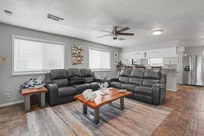 19 Dolphin Street, Bayou Vista, TX 77563 - Photo 7