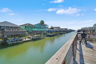 19 Dolphin St, Bayou Vista, TX 77563 - Photo 31