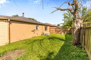 12147 Swords Creek Rd, Houston, TX 77067 - Photo 17