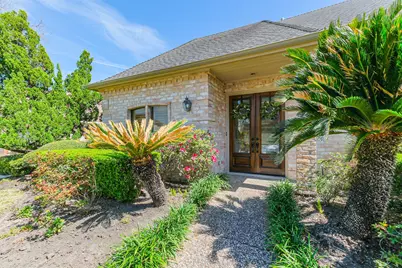 1715 Woodland Park Drive, Houston, TX 77077 - Photo 3