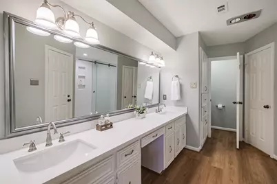 1715 Woodland Park Drive, Houston, TX 77077 - Photo 21