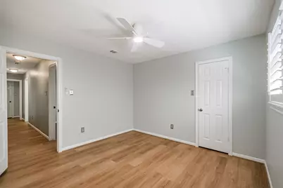 1715 Woodland Park Drive, Houston, TX 77077 - Photo 27
