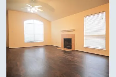 2311 Flint Brook Court, Fresno, TX 77545 - Photo 9