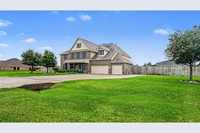 4634 Red Fox Circle, Baytown, TX 77523 - Photo 3