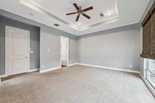 1033 Herkimer St, Houston, TX 77008 - Photo 13