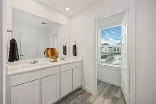 10108 Penryn Frst Trl, Houston, TX 77051 - Photo 9