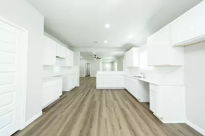 14015 Mount Hunter Drive, Willis, TX 77318 - Photo 7