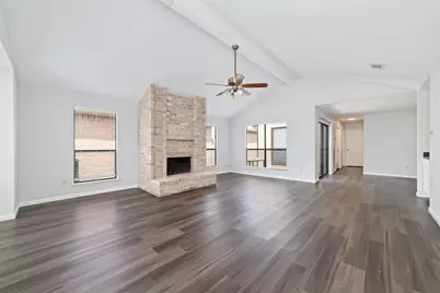 6611 Grandvale Drive, Houston, TX 77072 - Photo 5