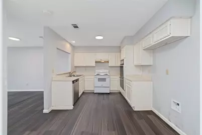 6611 Grandvale Drive, Houston, TX 77072 - Photo 7