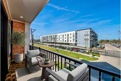 1601 Sylvester Road, Houston, TX 77009 - Photo 9