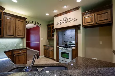 289 Broadmoor Drive, Huntsville, TX 77340 - Photo 11