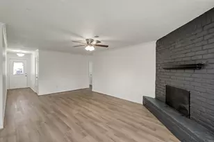 212 Oxford Dr, Conroe, TX 77303 - Photo 7