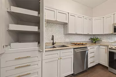 204 Marshall Street #3, Houston, TX 77006 - Photo 11
