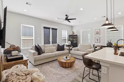 5208 Pinemont Creek Lane, Houston, TX 77018 - Photo 11