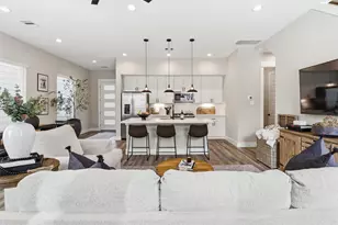 5208 Pinemont Creek Ln, Houston, TX 77018 - Photo 9