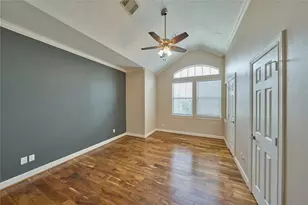 2526 Bevis St, Houston, TX 77008 - Photo 31