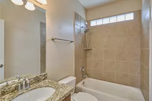 2526 Bevis St, Houston, TX 77008 - Photo 33