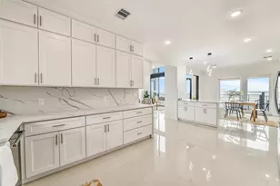 9208 W Bay Rd, Galveston, TX 77554 - Photo 25