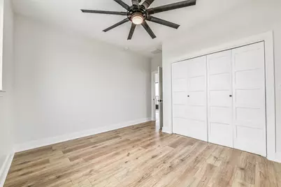 9208 W Bay Road, Galveston, TX 77554 - Photo 41
