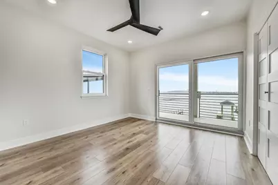 9208 W Bay Road, Galveston, TX 77554 - Photo 45