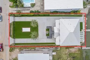 9208 W Bay Rd, Galveston, TX 77554 - Photo 49