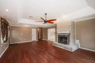 547 Sandra Ct, Conroe, TX 77302 - Photo 11