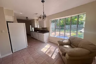 2006 Seagate Ln, Houston, TX 77062 - Photo 5