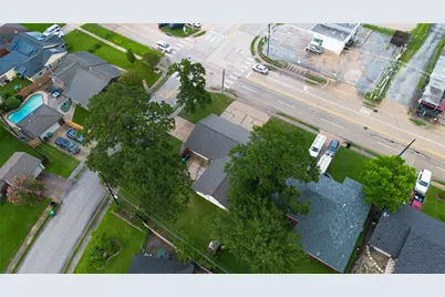 1341 Conrad Sauer Drive, Houston, TX 77043 - Photo 37