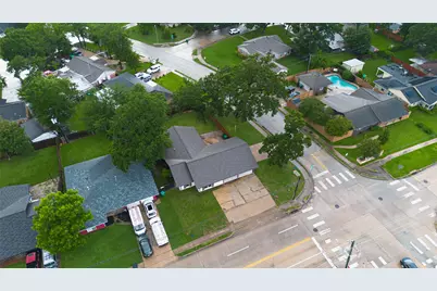 1341 Conrad Sauer Drive, Houston, TX 77043 - Photo 41