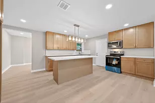 1341 Conrad Sauer Dr, Houston, TX 77043 - Photo 7