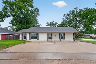 1341 Conrad Sauer Dr, Houston, TX 77043 - Photo 1