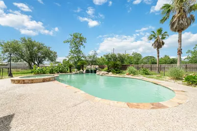 1513 County Road 149, Alvin, TX 77511 - Photo 39