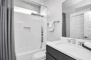2105 Engelmohr St, Houston, TX 77054 - Photo 5