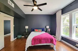 1635 Norfolk St, Houston, RI 77006 - Photo 23