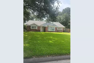 308 Crystal Street, League City, TX 77573 - Photo 1