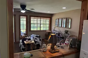 1250 Trails End Dr, Cleveland, TX 77328 - Photo 5