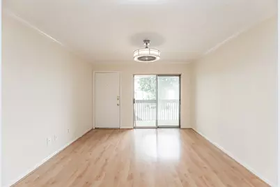 1900 Bay Area Boulevard #250, Houston, TX 77058 - Photo 5