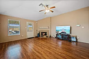 2419 Alcove Foster Ct, Fresno, TX 77545 - Photo 5