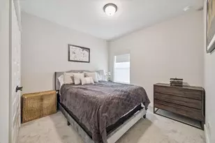 10974 Hewitt Cliff Ln, Houston, TX 77043 - Photo 19