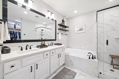 10974 Hewitt Cliff Lane, Houston, TX 77043 - Photo 15