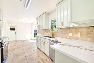 15207 Pleasant Valley Rd, Houston, TX 77062 - Photo 15
