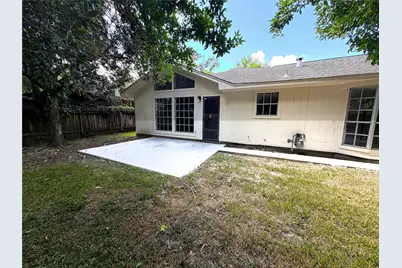 15207 Pleasant Valley Road, Houston, TX 77062 - Photo 37
