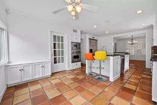 2127 Milford St, Houston, TX 77098 - Photo 11